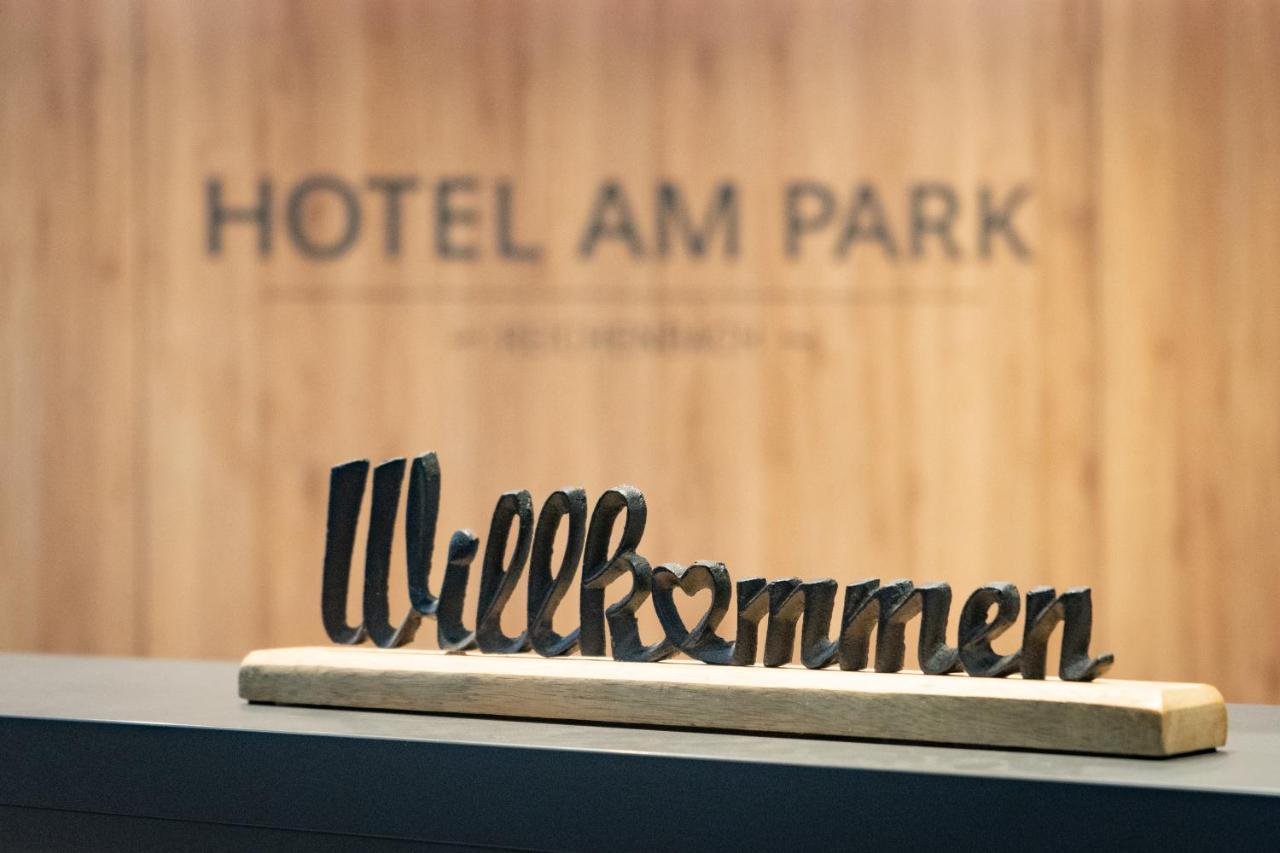Hotel Am Park ไรเคนบาค อิม โวกท์ลันด์ ภายนอก รูปภาพ